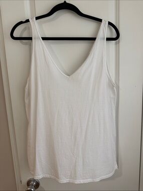 Women's White V-Neck Tank Top Michael Stars